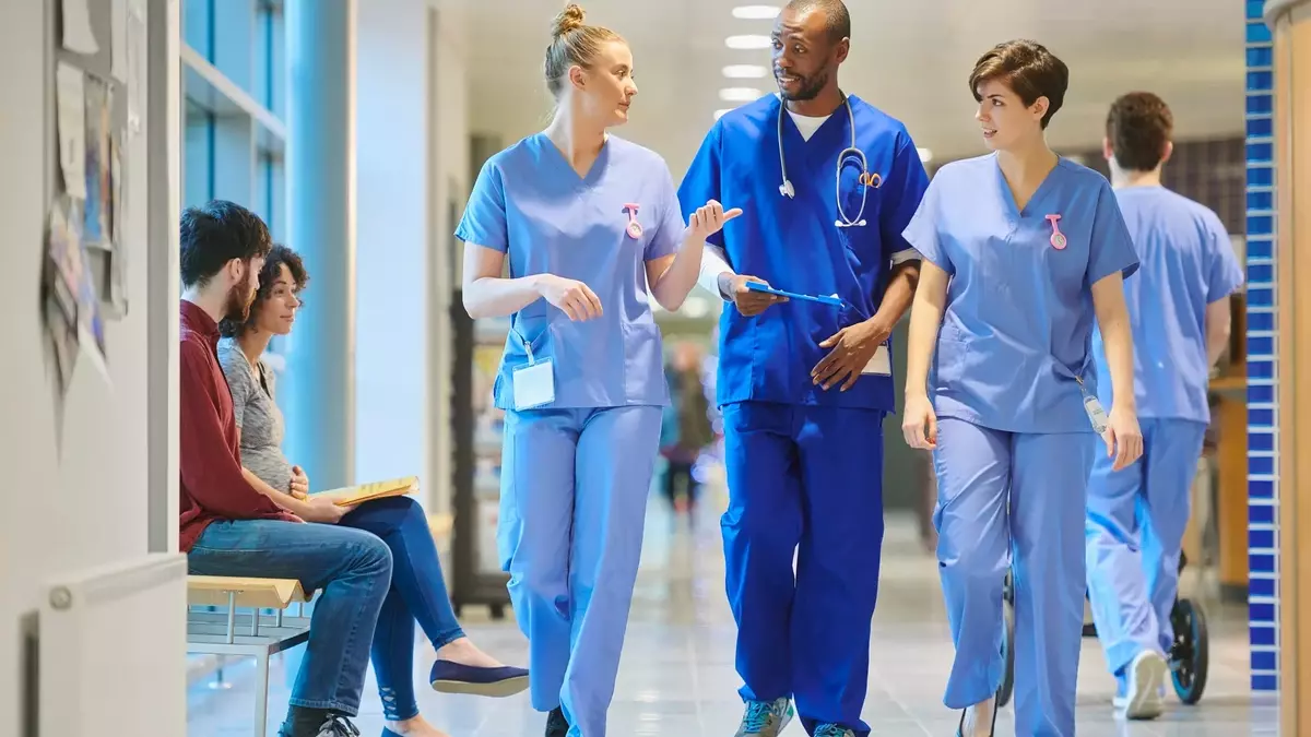 Online RN Programs: Structure, Content, and Educational Considerations