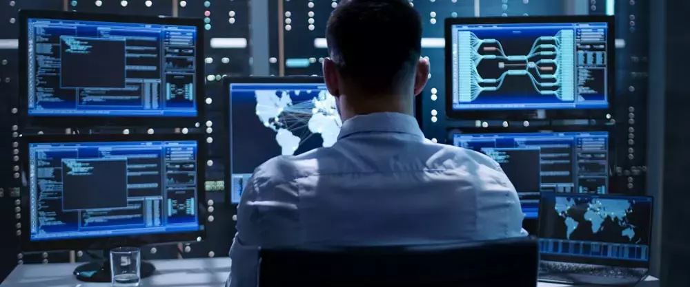 Overview of Cyber Security Courses: Key Considerations for Learners and Professionals