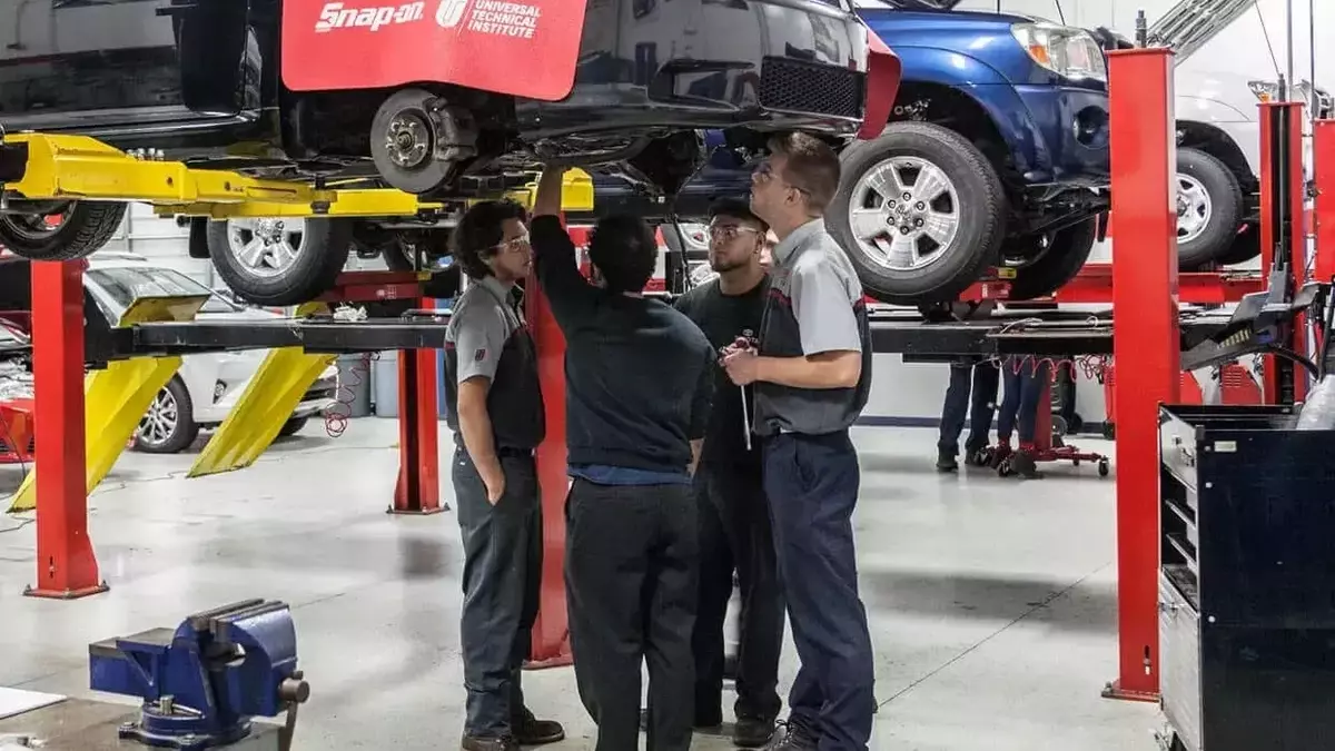 Automotive Vocational Schools: A Complete Guide to Training, Careers, and Industry Outlook