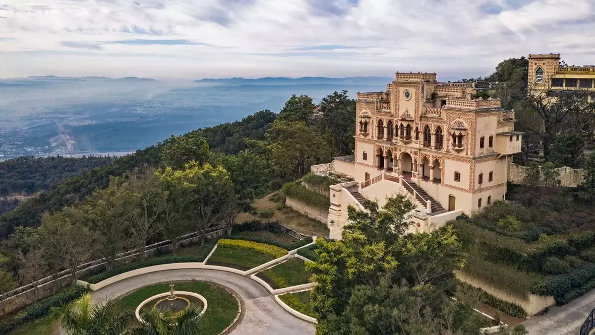 A Himalayan Retreat for Fertility: Finding Peace Amidst a Challenging Journey