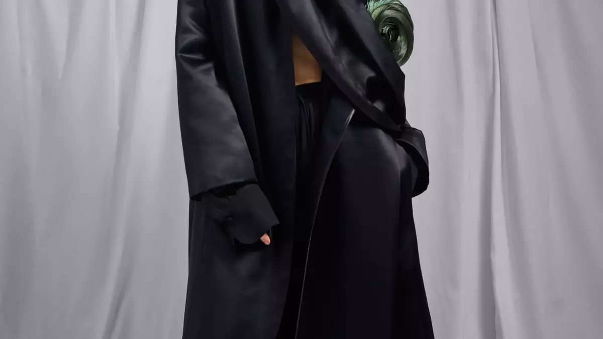 Sharon Wauchob's Fall 2026 Ready-to-Wear Collection: A Masterclass in Fabric and Form