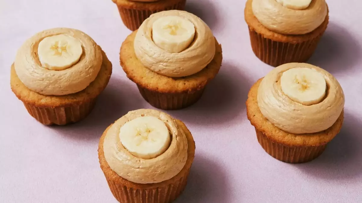 Cupcake Renaissance: Reinventing a Classic Dessert