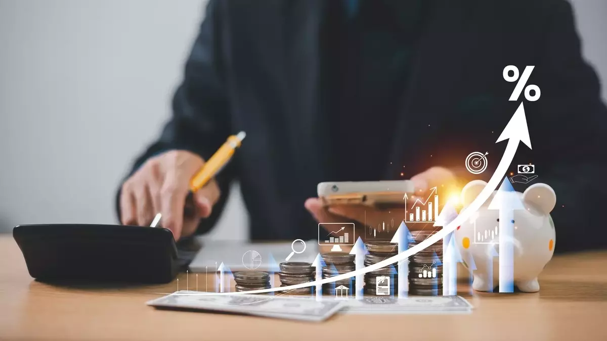 Innovative Industrial Properties: High Yield with Calculated Risks