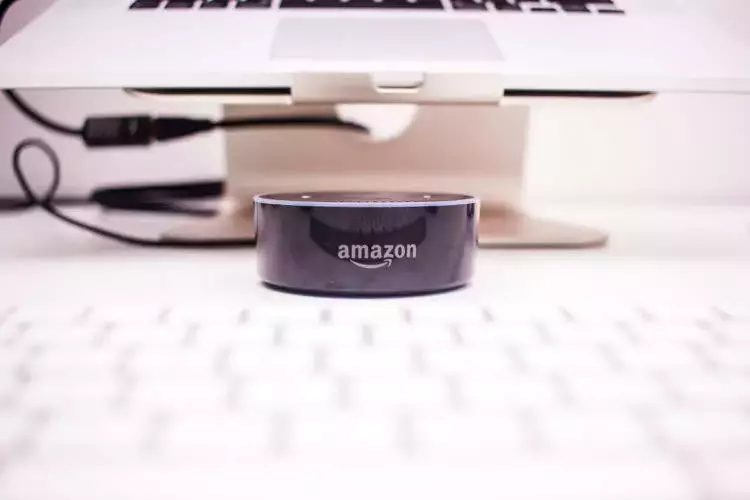 Analyzing Amazon.com's Investment Potential as a Top S&P 500 Stock