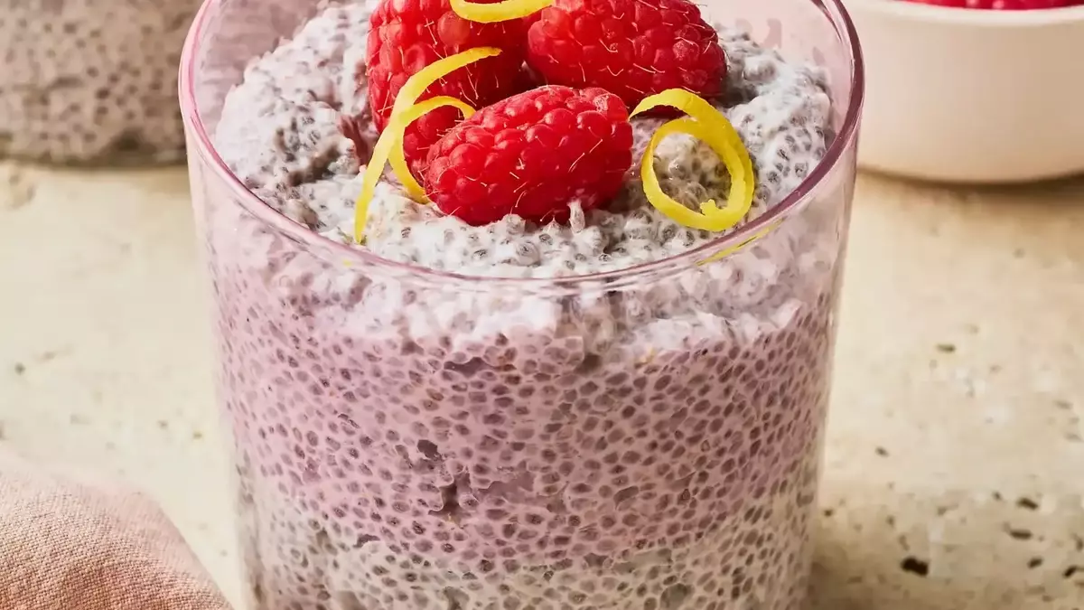 Velvety Raspberry Chia Pudding: A Nutrient-Rich Delight