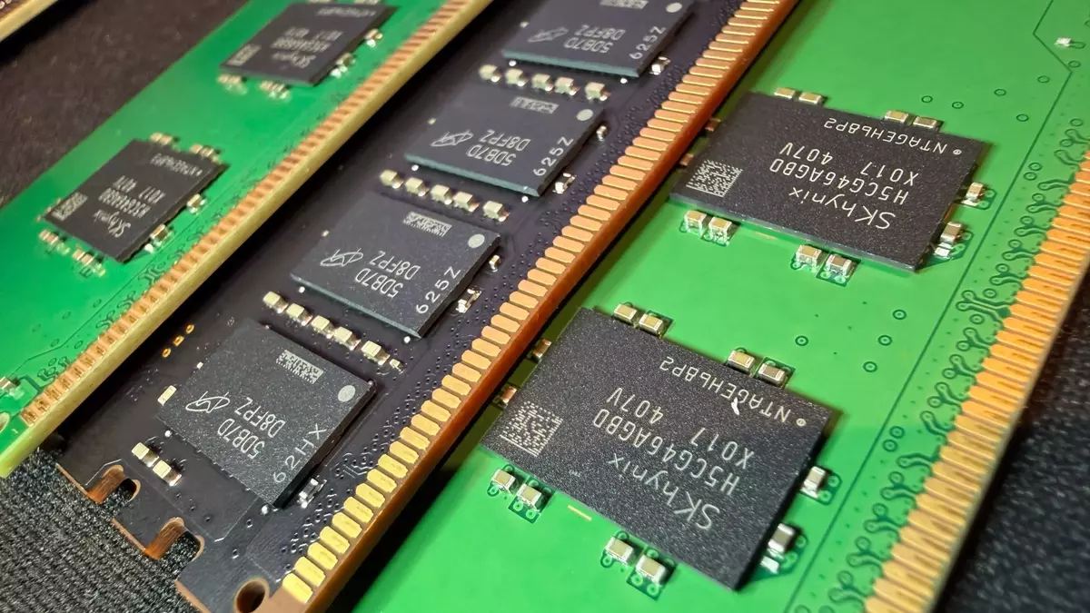 Memory Shortage Crisis Grips Tech Industry, SK Hynix Overwhelmed by Demand