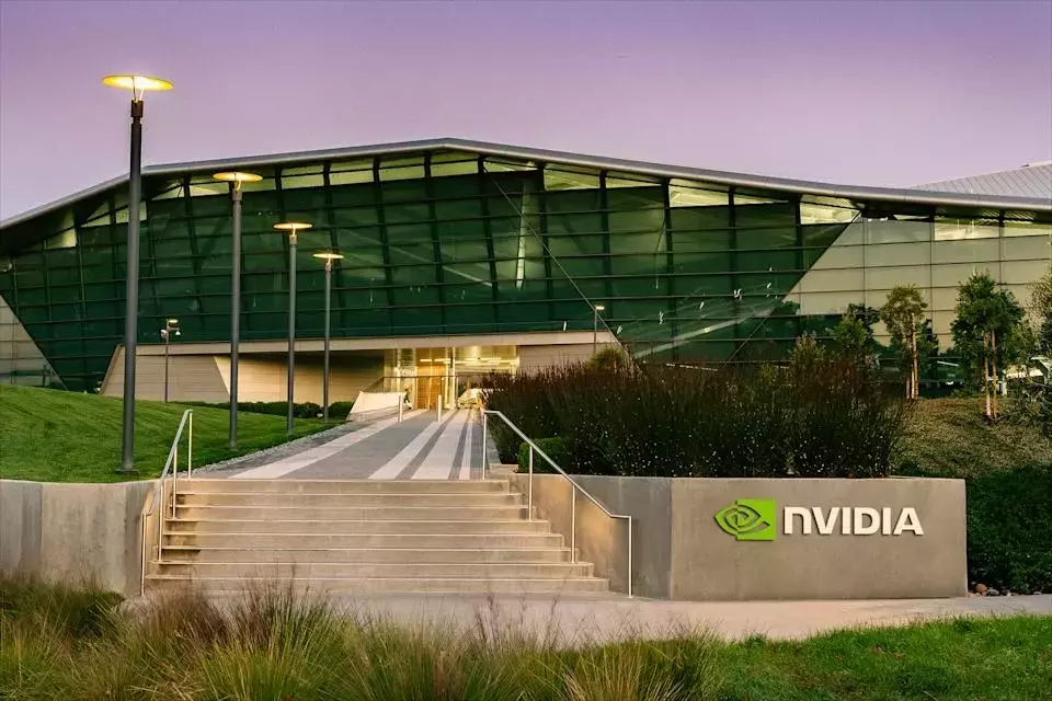 NVIDIA and Corning Collaborate to Enhance AI Optical Connectivity Production