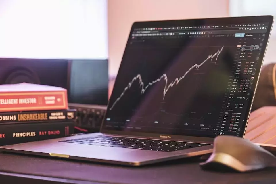 Datadog Soars as AI Fuels Revenue Growth, Capturing Market's Attention
