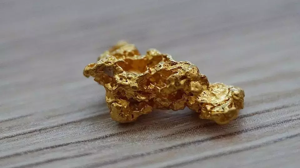 Cramer's Stance: Agnico Eagle as a Top Gold Play Amidst Broader Gold Market Skepticism