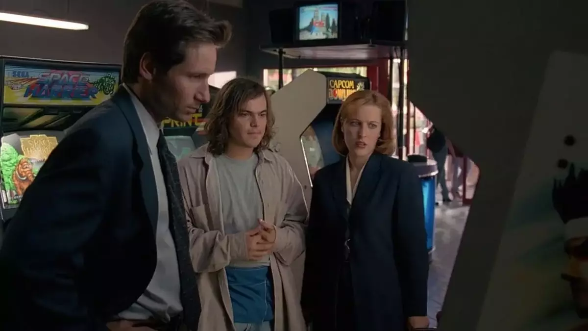 New 'X-Files' Reboot Casts Big Names, Sparks Debate on Series Focus