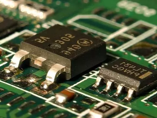 Wolfspeed's Stock: A Strong Buy for Future Growth?