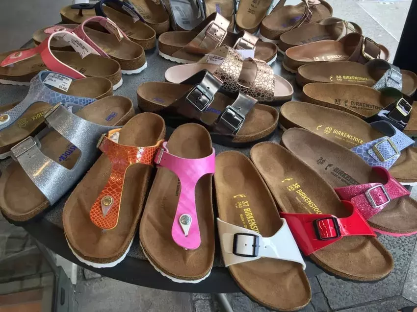 Birkenstock's Financial Struggles: Tariffs, Forex, and Geopolitical Impact on Margins