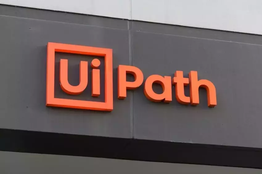 UiPath Stock Experiences Decline Amid AI Competition Concerns