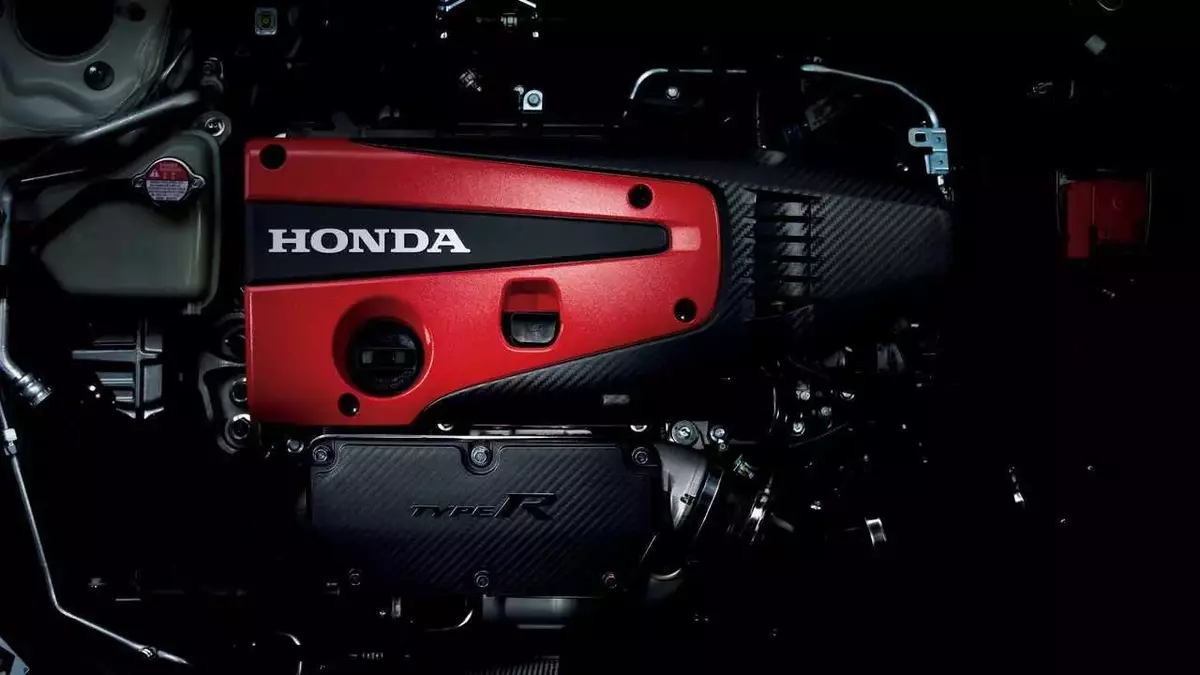 Honda Shifts Focus: Hybrid Future Over All-Electric Goal by 2040