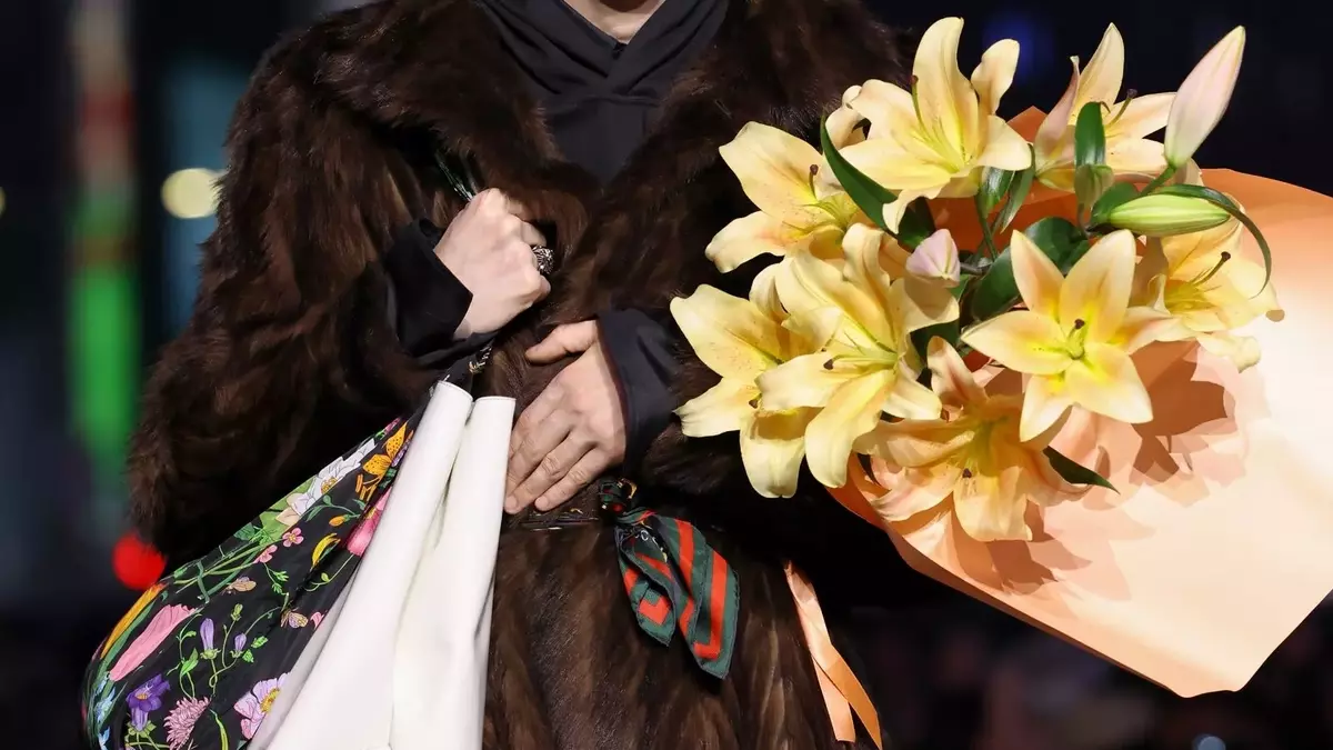 Gucci's Audacious Times Square Spectacle: A Fashion Narrative Redefined