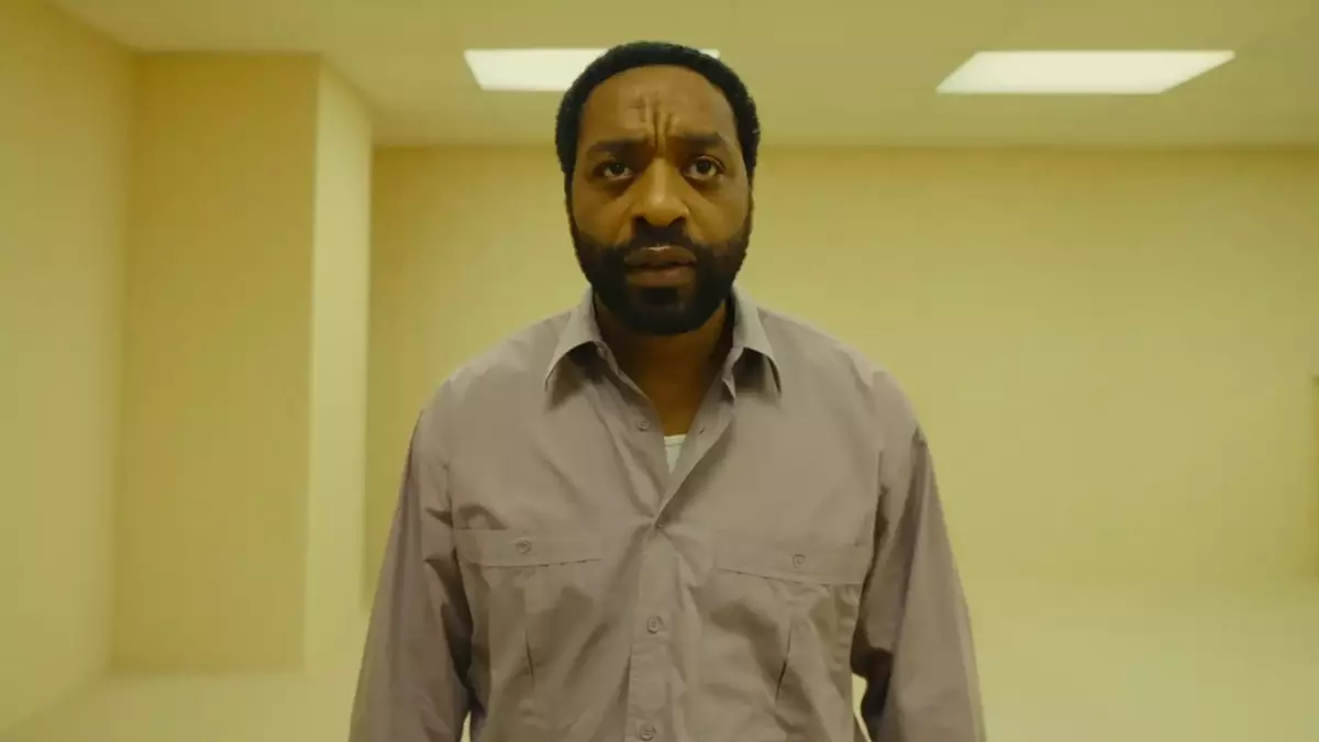 Chiwetel Ejiofor Surprised by Scale of 'Backrooms' Film Set, Mistaking Online Shorts for Previous Builds