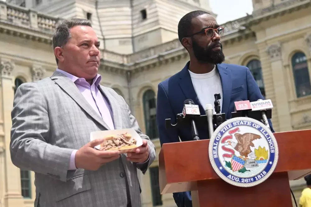 Illinois Declares Italian Beef as Official State Sandwich, Honoring 'The Bear'