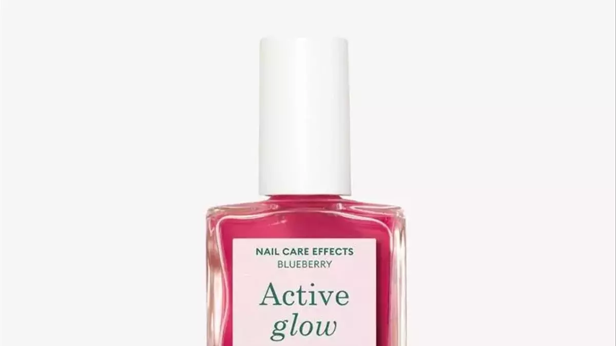 The Rise of Chiffon Nails: Celebrities' New Minimalist Manicure Obsession