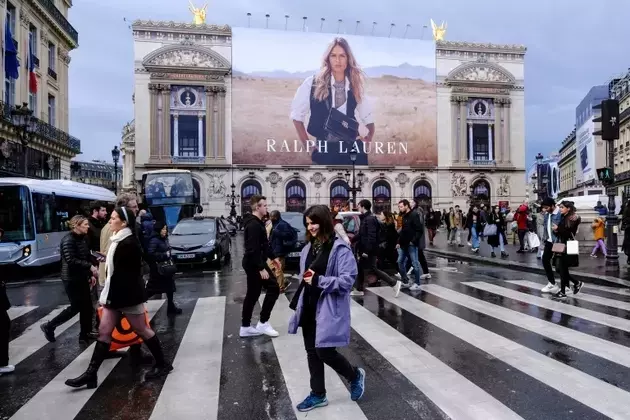 Luxury Fashion Giants: Ralph Lauren vs. Tapestry Investment Analysis