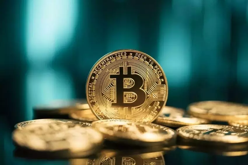CZ's Bitcoin Stance: No Panic, Bitcoin is Forever