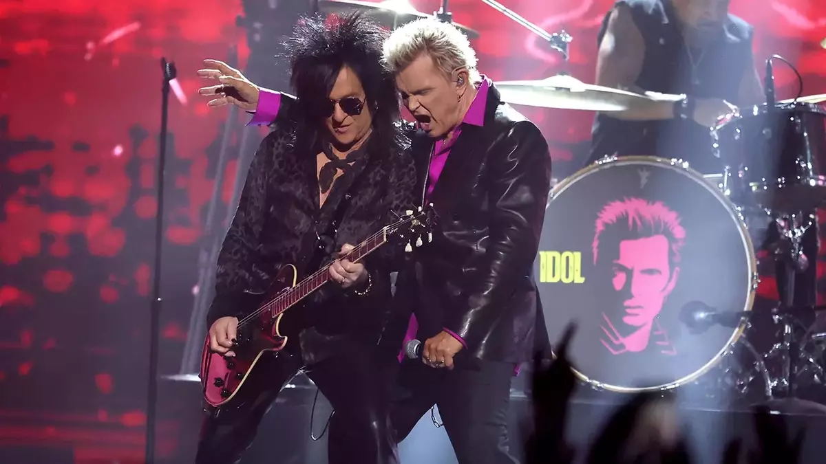 Billy Idol Honored at AMAs with Lifetime Achievement Award and Electrifying Performance