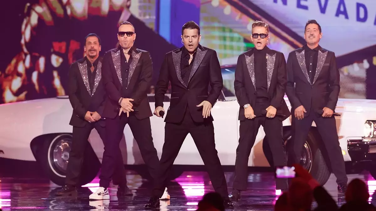 New Kids on the Block Electrifies 2026 American Music Awards with Iconic Performance