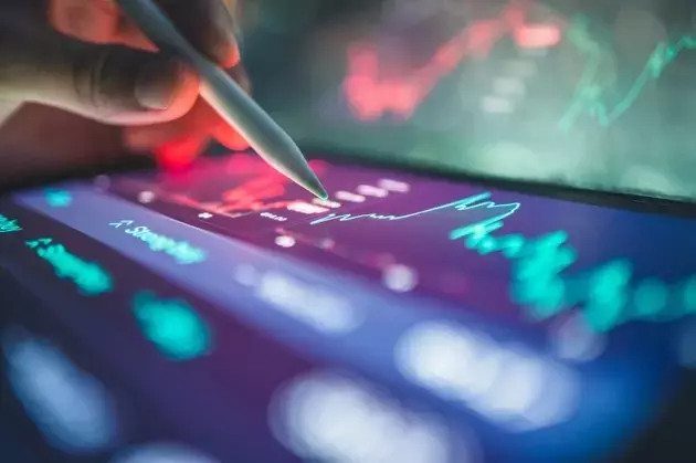Strategic Investment: Sustaining Growth Stocks in Dynamic Markets