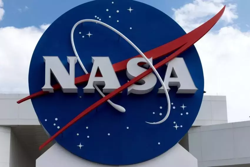 SpaceX Secures Additional NASA Crew Missions Amid Boeing's Starliner Challenges