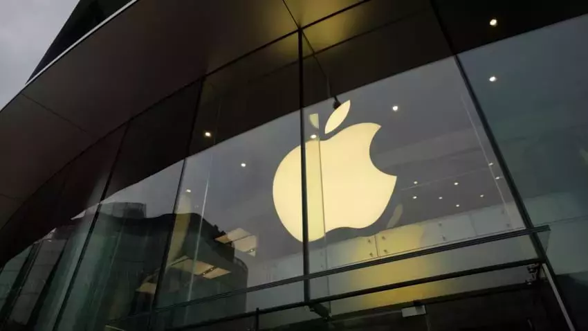 Apple's AI Ambitions, Stock Performance, and Nvidia's Strategic Moves