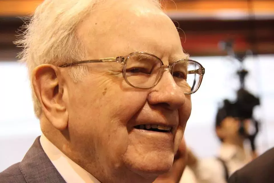 Berkshire Hathaway's AI Portfolio: A Deep Dive into Its Top Tech Holdings