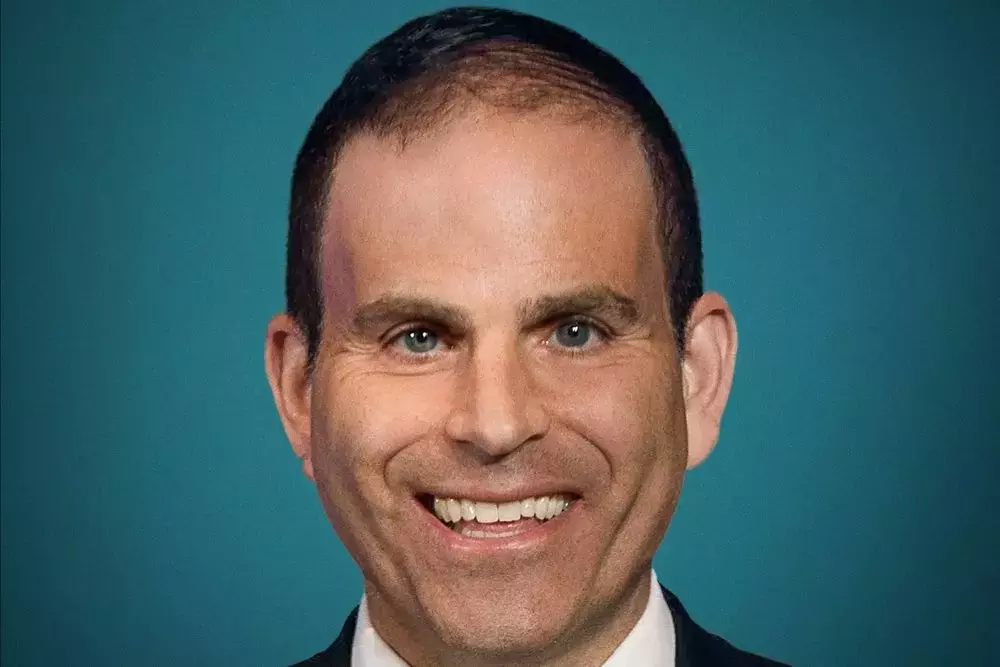 Jim Kapenstein Appointed as Chief Legal and Strategy Officer at Starz