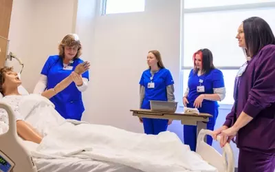 Certified Nursing Assistant (CNA) Courses: Your Complete Beginner’s Guide