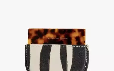 Essential Beauty Items for the Fashion-Forward Individual