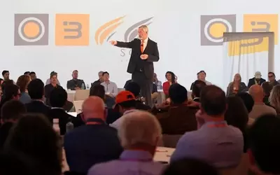 MicroStrategy's Bitcoin Acquisition Strategy Amidst Market Volatility