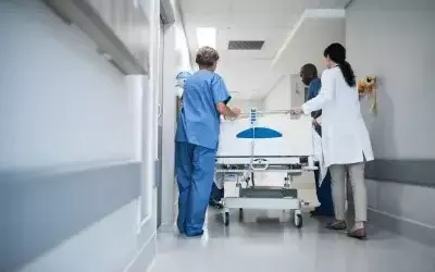 AI's Diagnostic Edge: Outperforming ER Doctors in Real-World Scenarios
