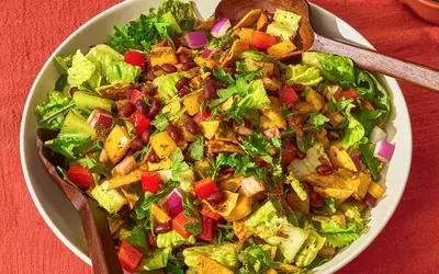 Zesty Black Bean Fajita Salad: A Quick & Healthy Meal