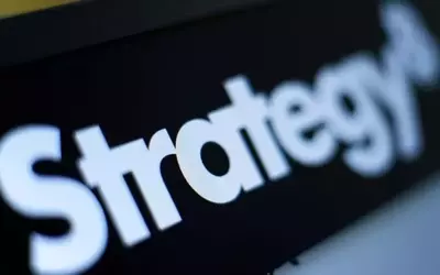 Strategy Inc. Considers Bitcoin Sale for Dividends Amidst Q1 Losses