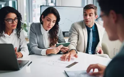 Management Skills Training as a Structured Organizational Behavior and Decision-Making 