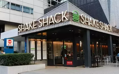 Shake Shack Stock Plummets After Q1 Earnings Miss, Leadership Change