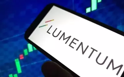 Lumentum's Extraordinary Stock Surge and Analyst Confidence