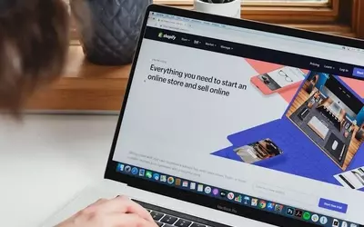 Jim Cramer's Strategic Insight: Seizing Opportunity in Shopify's Market Cool-Down