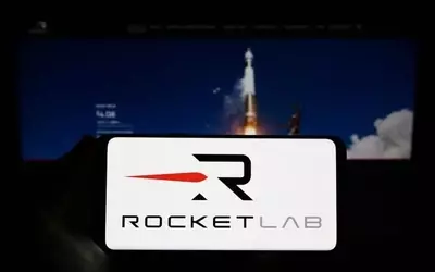 Top-Performing Large-Cap Stocks: DigitalOcean, Micron, and Rocket Lab Lead the Pack