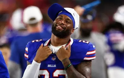 NFL Star Ray Davis' Foster Care Story to Become Feature Film