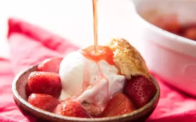 Transforming Strawberries: The Art of Roasting for Enhanced Flavor