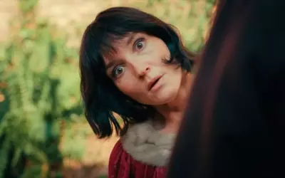 Anaïs Demoustier's Cannes Opener: A Humorous Journey into Deception and Affection with 'The Electric Kiss'