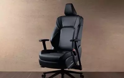 Toyota Unveils Luxurious Crown Seat Desk Chair for the Elite Office