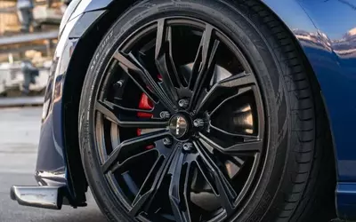 Drive with More Confidence Using Blackcircles