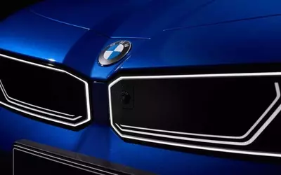 BMW's Next-Gen 1 Series: Electric Rear-Wheel Drive Returns, Coexisting with ICE Models