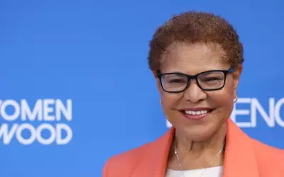 Hollywood Unions Rally Behind Karen Bass in Los Angeles Mayoral Race