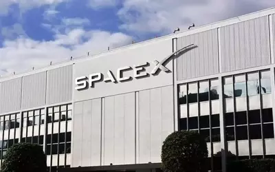 Gary Black's Caution on SpaceX IPO Valuation Amidst Market Hype